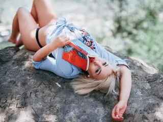 1KarissaLove webcam amateur