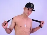 JackArias shows camshow