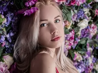 LadyWhiteX nu adulte