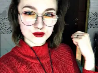 LouraWhitly cam xxx