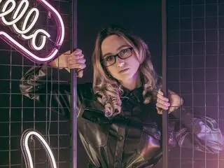 MollyAyrton livesex spectacles